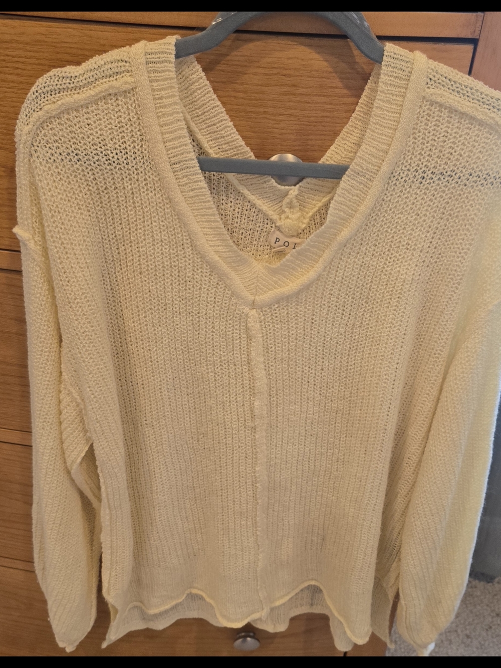 POL Limoncello V-Neck Knit Beach Sweater Women's L